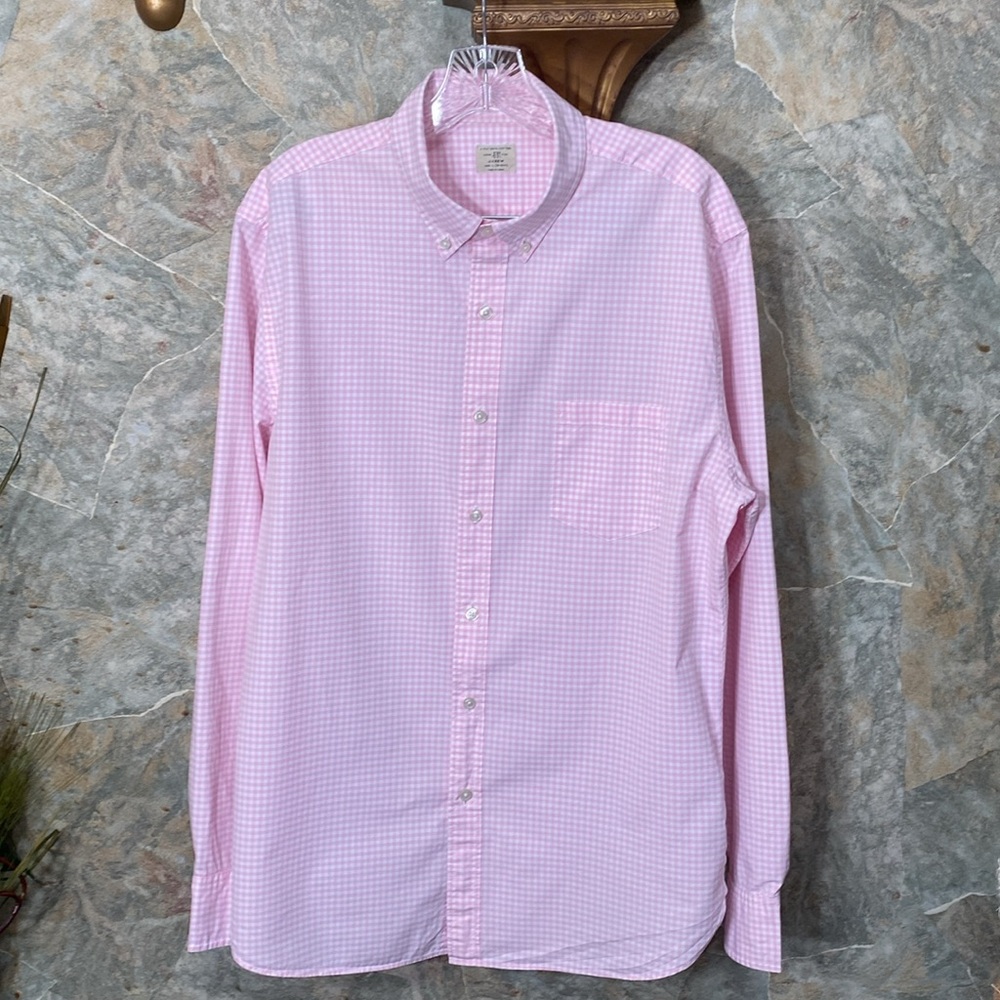 J.Crew shirt LG. pink and white checked classic pocket long sleeve collar